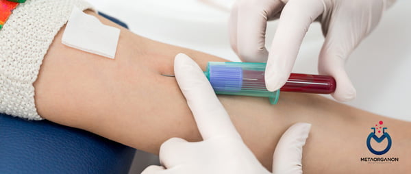  عوارض آزمایش خون و نحوه مدیریت آن 